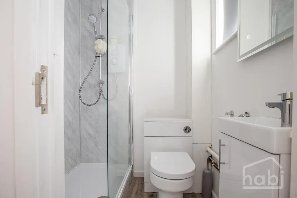 1 bedroom house for rent