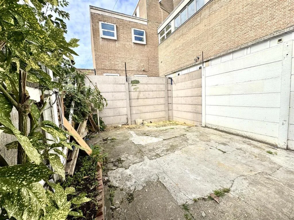 3 bedroom terraced house for rent