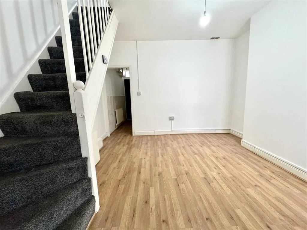 3 bedroom terraced house for rent