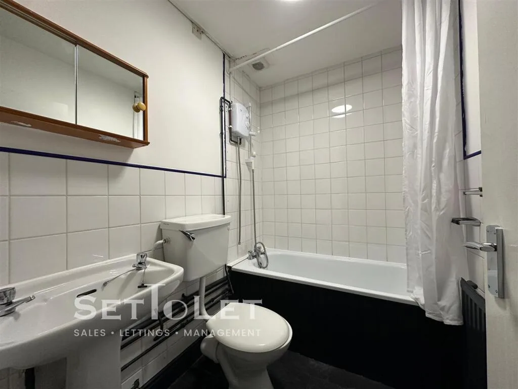 1 bedroom house for rent