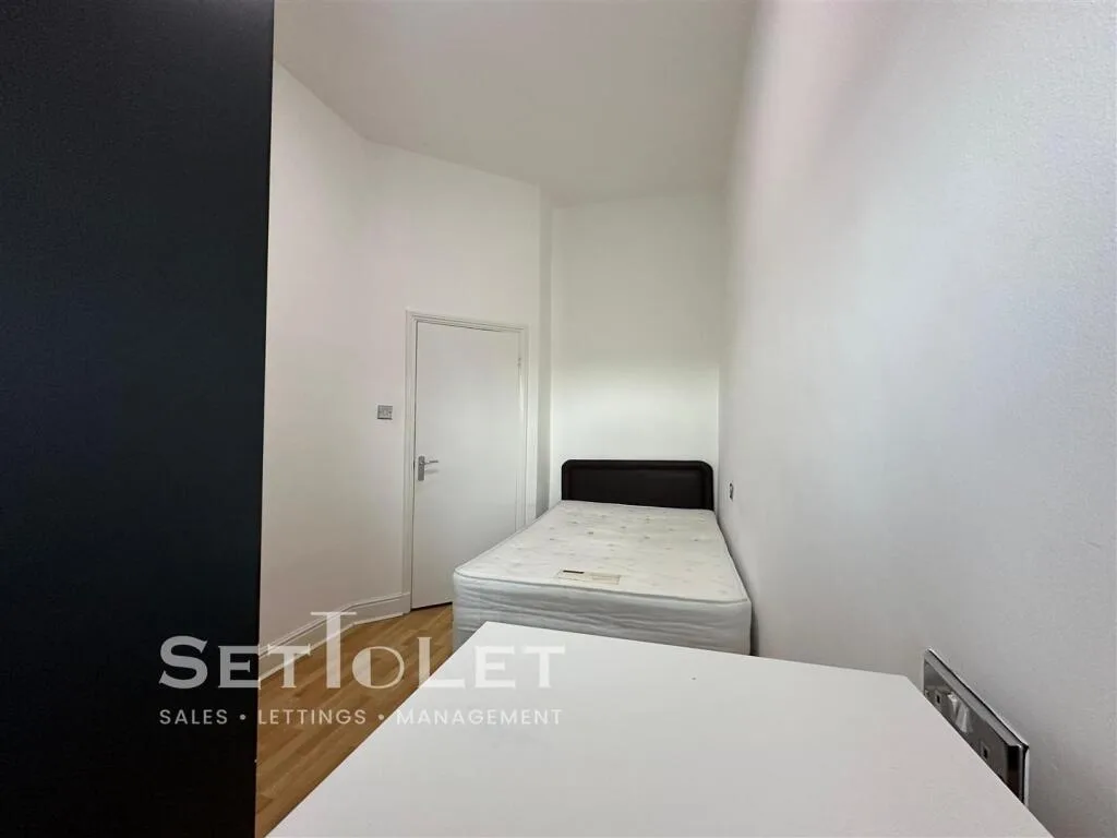 1 bedroom house for rent