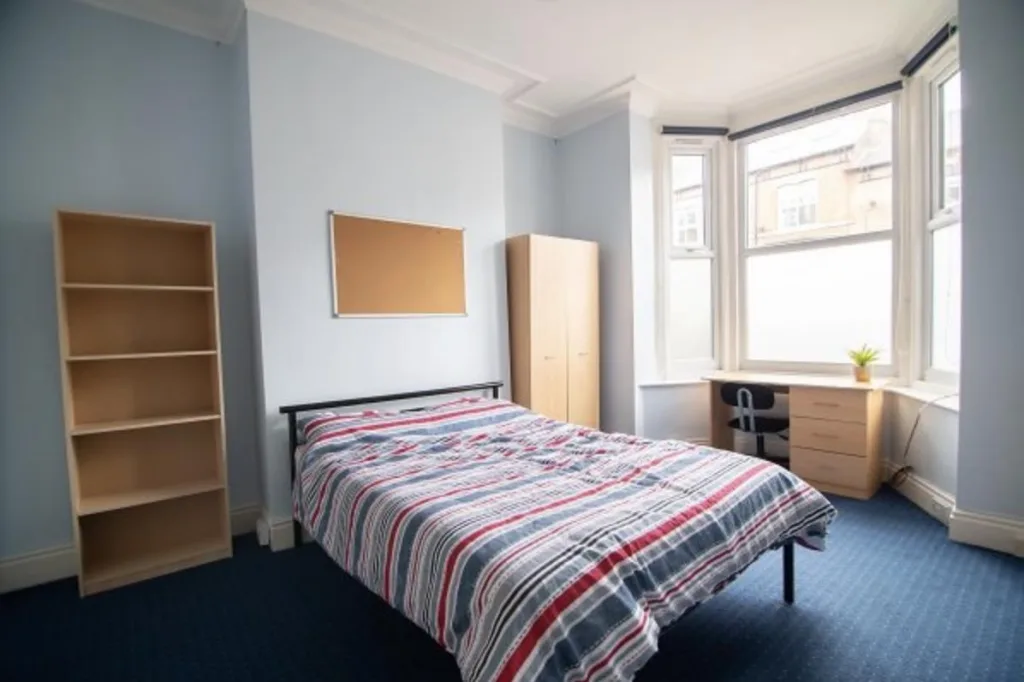 4 bedroom terraced house for rent