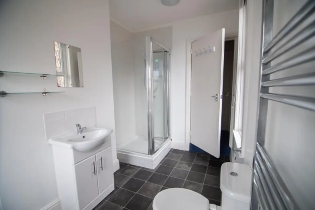4 bedroom terraced house for rent