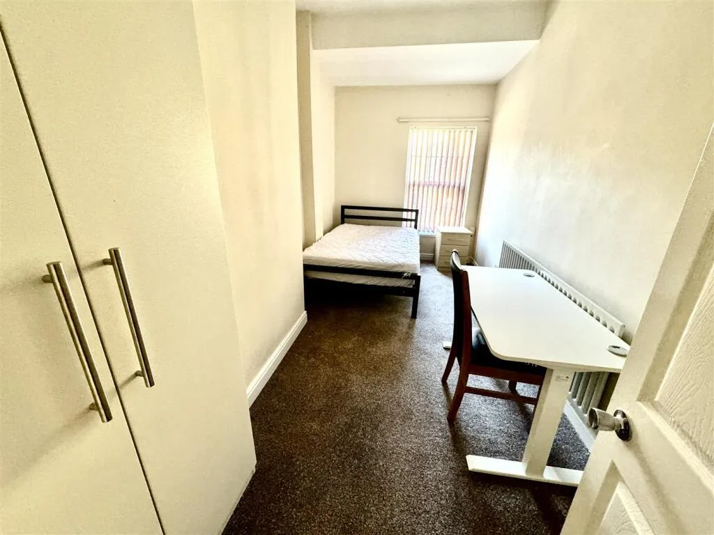4 bedroom apartment for rent