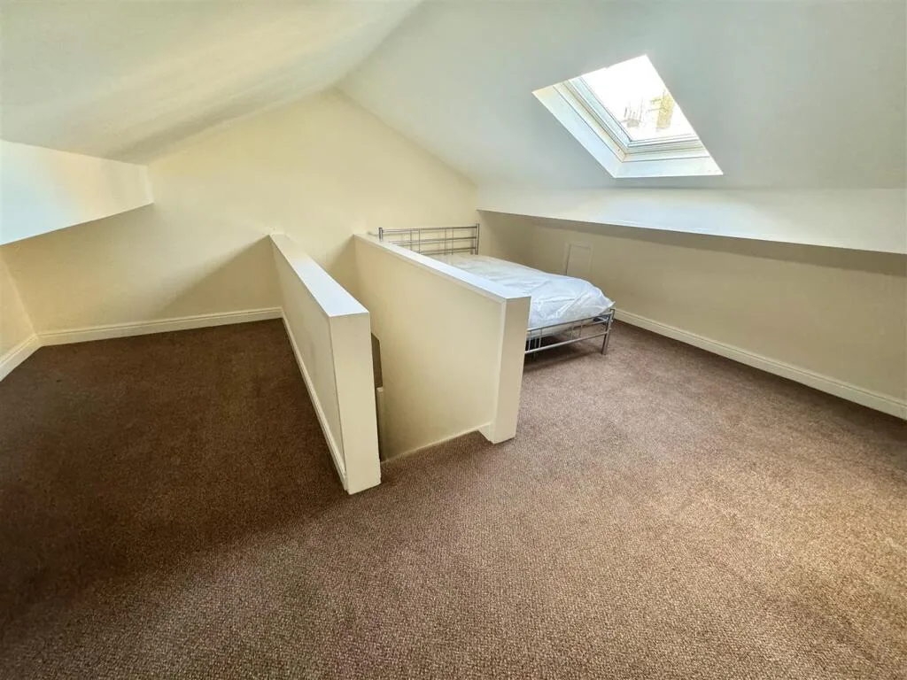 4 bedroom apartment for rent