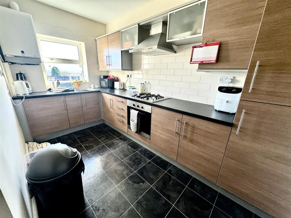 4 bedroom apartment for rent