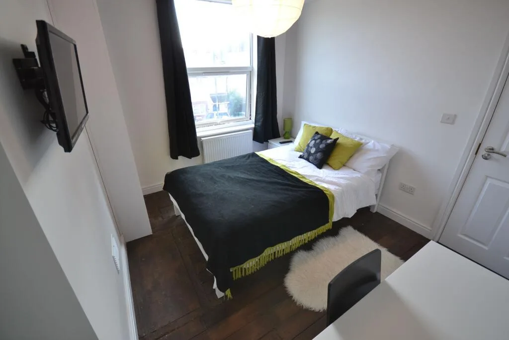 4 bedroom terraced house for rent