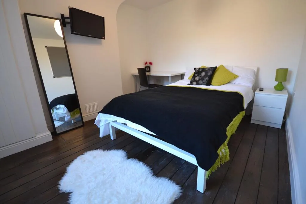 4 bedroom terraced house for rent
