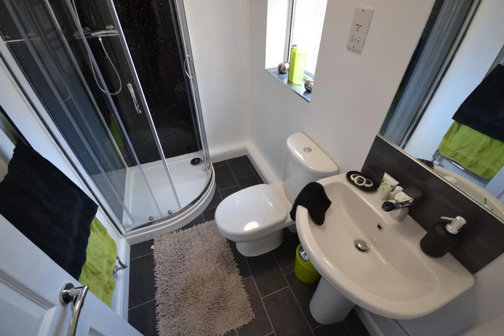 4 bedroom terraced house for rent