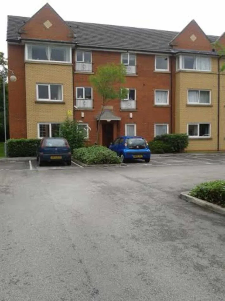 3 bedroom flat for rent
