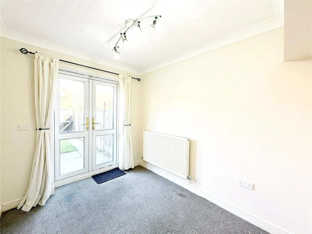 4 bedroom terraced house for rent