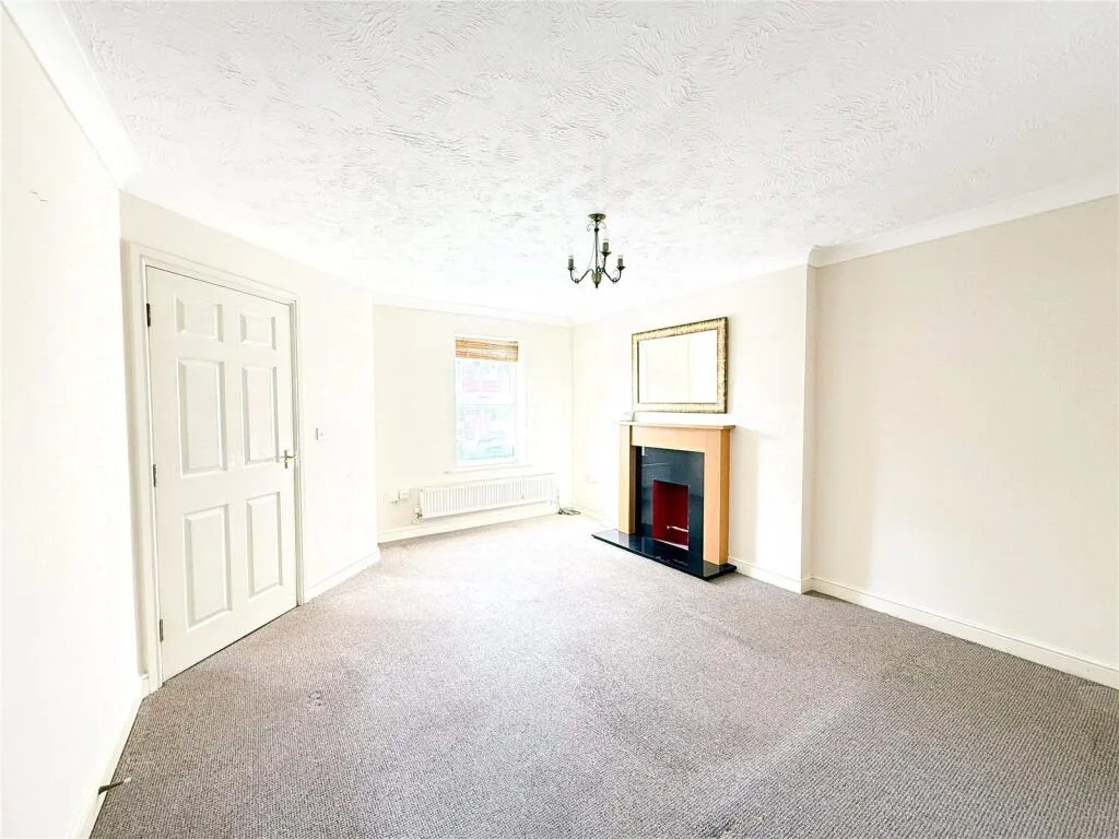 4 bedroom terraced house for rent