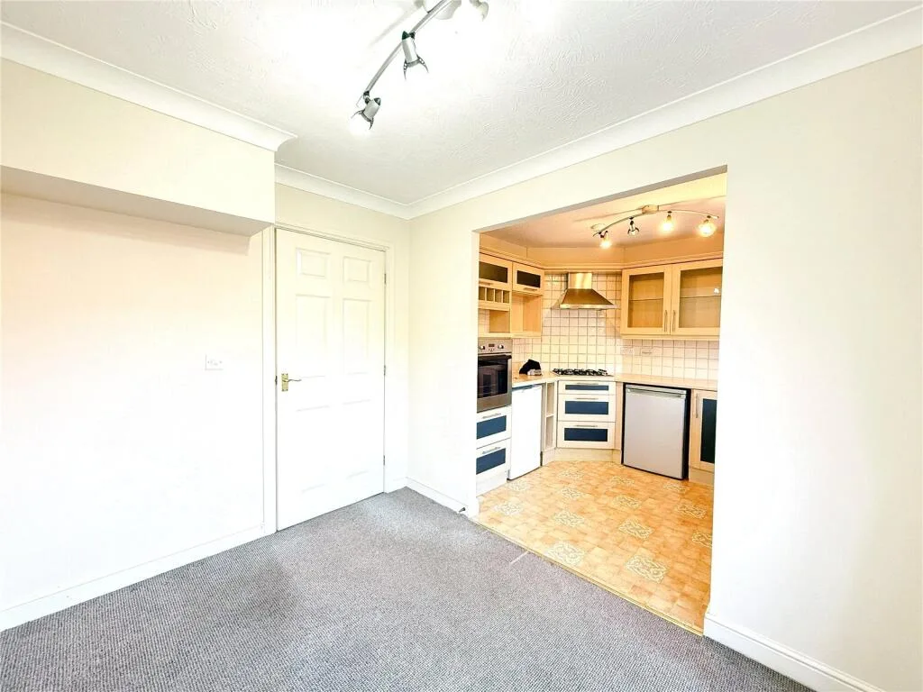 4 bedroom terraced house for rent