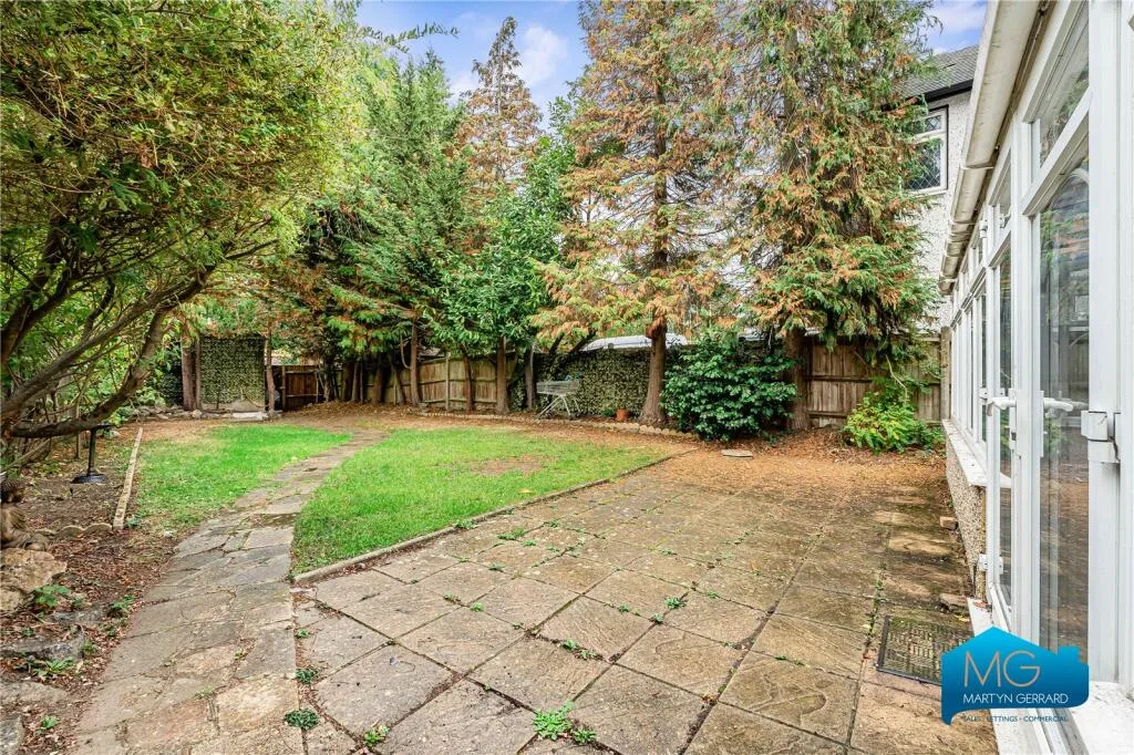 4 bedroom detached house for rent