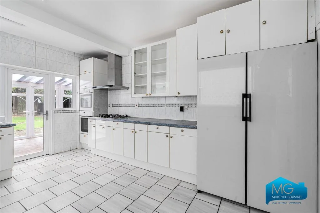 4 bedroom detached house for rent