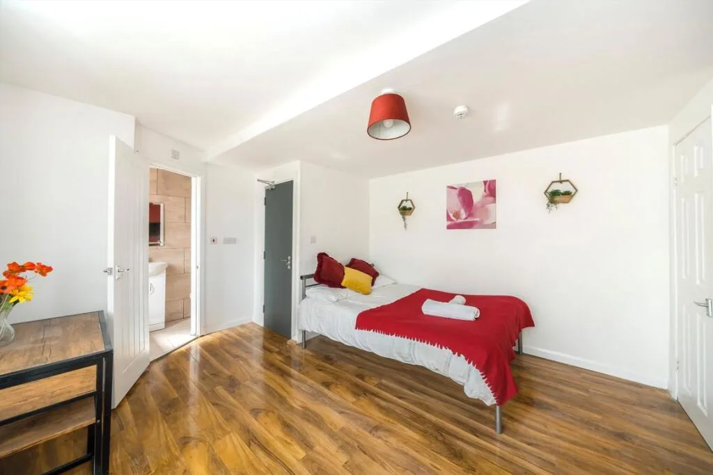Studio flat for rent