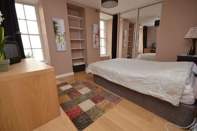 3 bedroom flat for rent