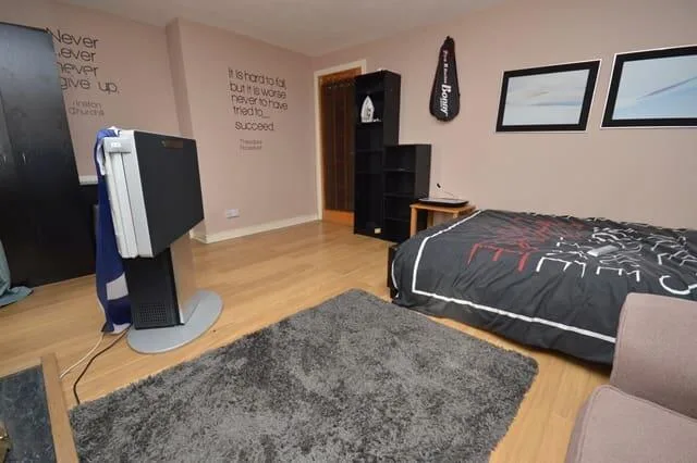 3 bedroom flat for rent