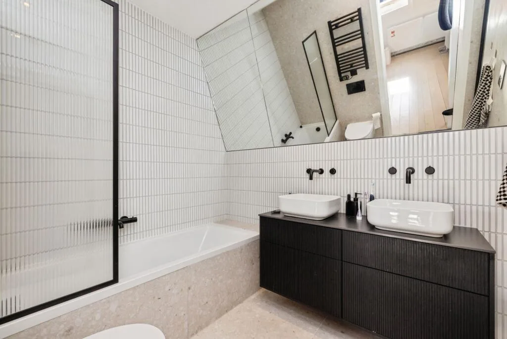 2 bedroom maisonette for rent