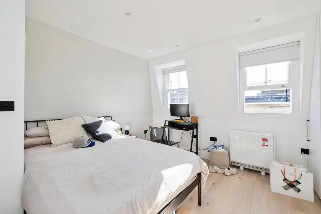 2 bedroom maisonette for rent
