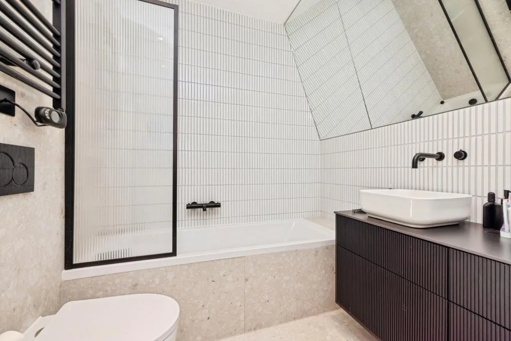 2 bedroom maisonette for rent