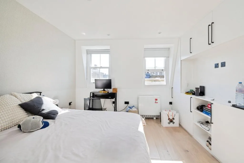 2 bedroom maisonette for rent