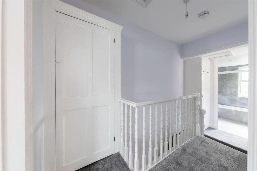 2 bedroom house for rent