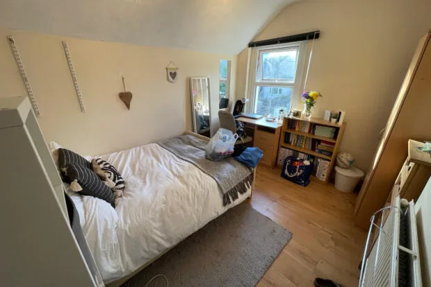 5 bedroom terraced house for rent
