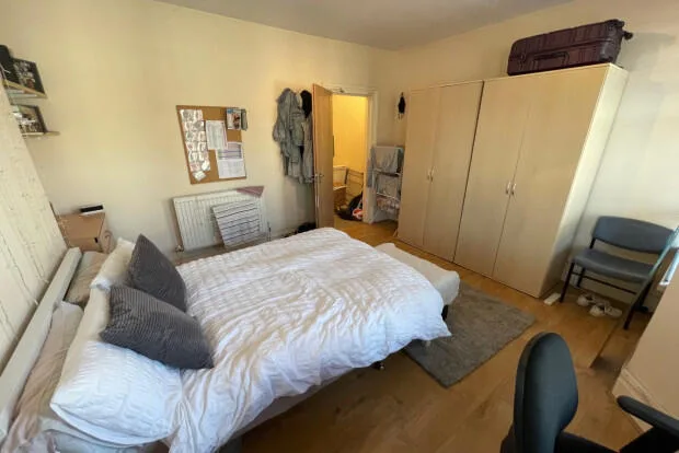 5 bedroom terraced house for rent