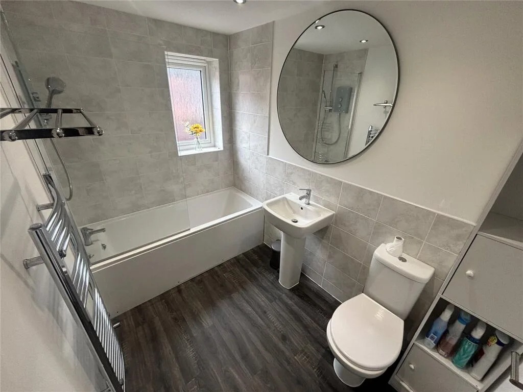 3 bedroom detached house for rent