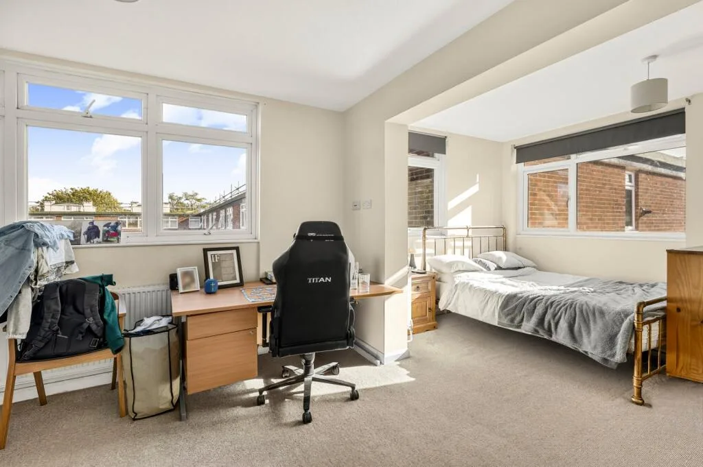 4 bedroom flat for rent