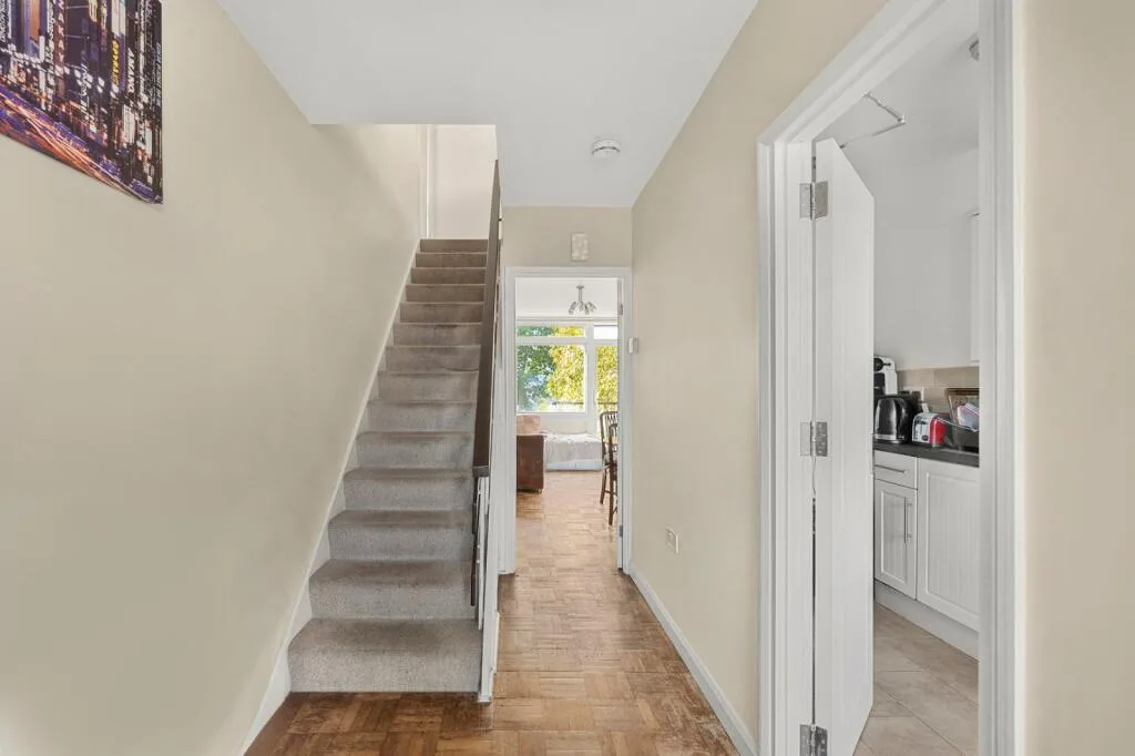 4 bedroom flat for rent