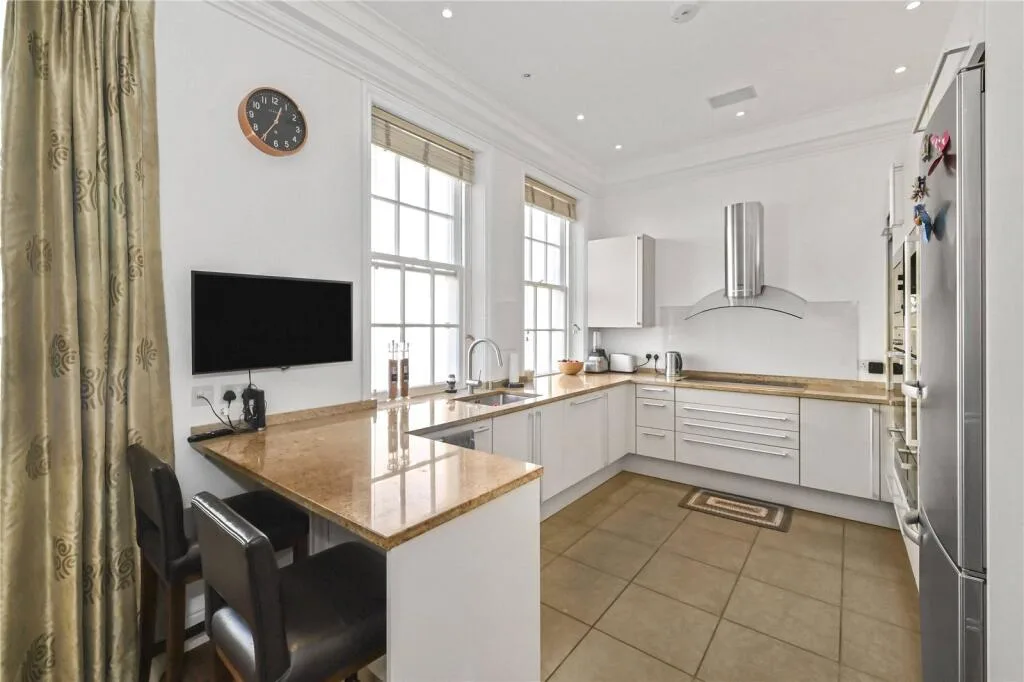 3 bedroom apartment for rent