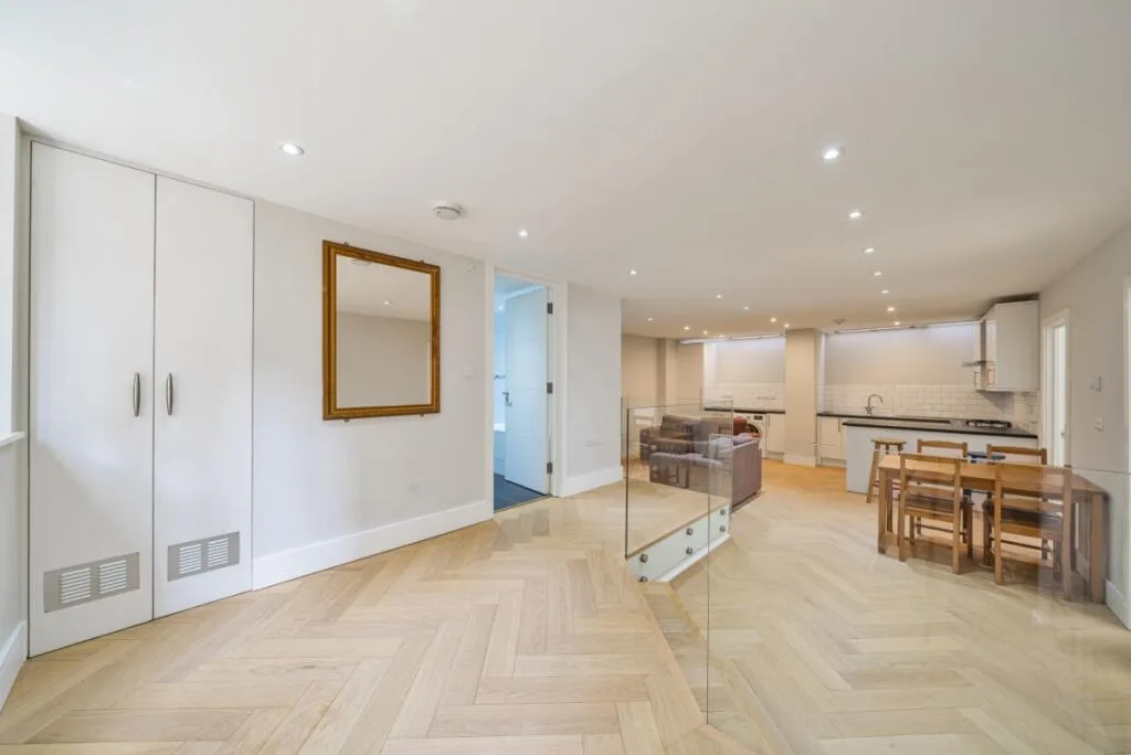 2 bedroom flat for rent
