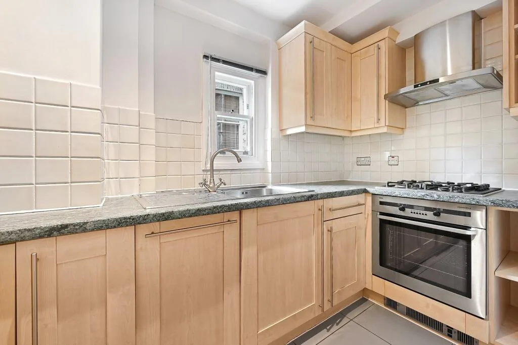 1 bedroom duplex for rent