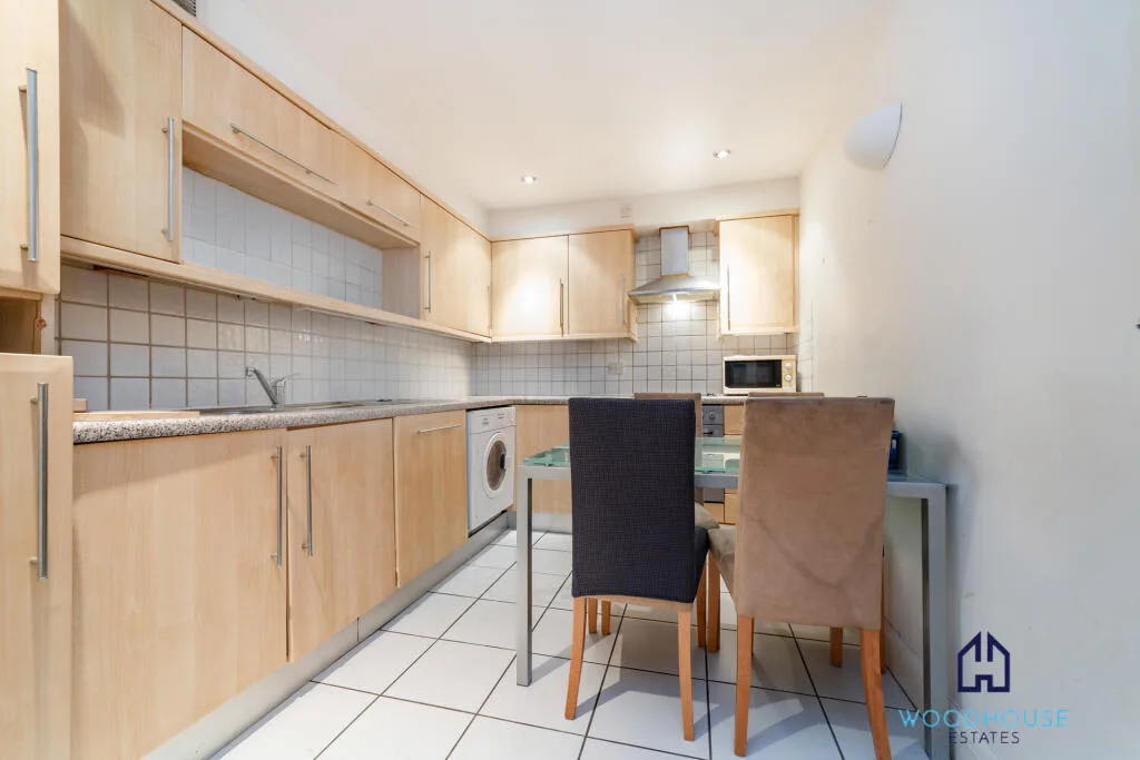 2 bedroom ground floor flat for rent