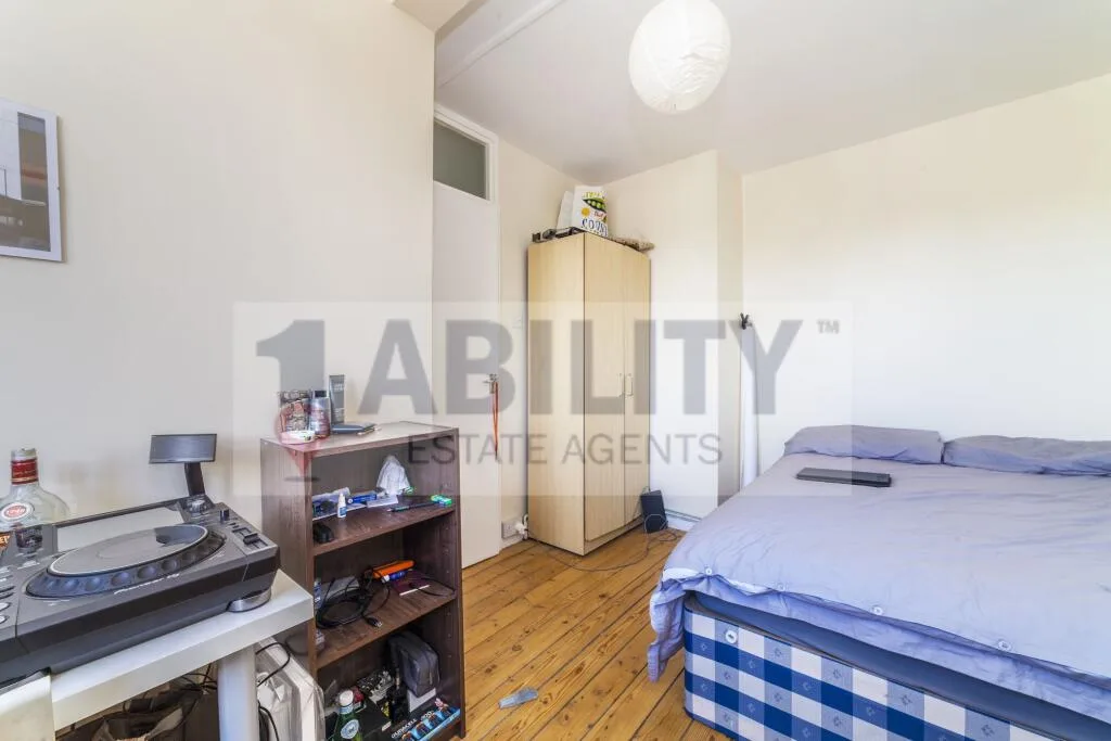 4 bedroom flat for rent