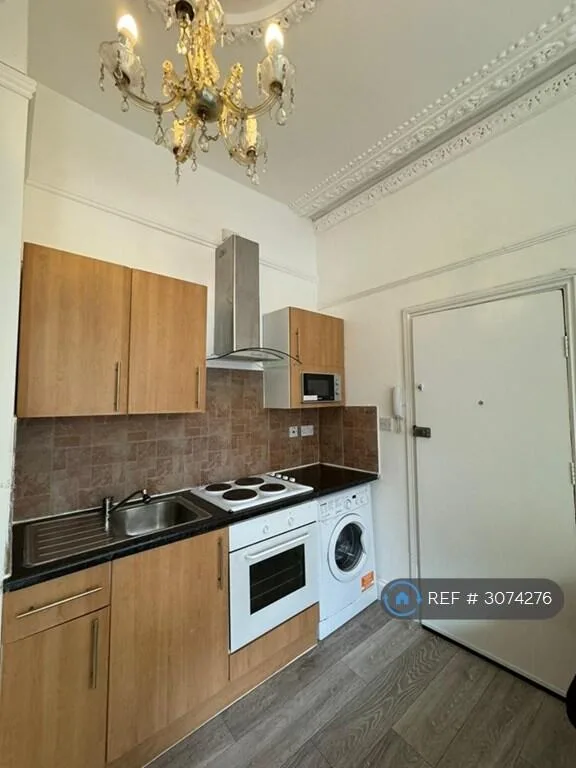 Studio flat for rent