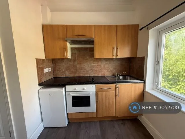 Studio flat for rent