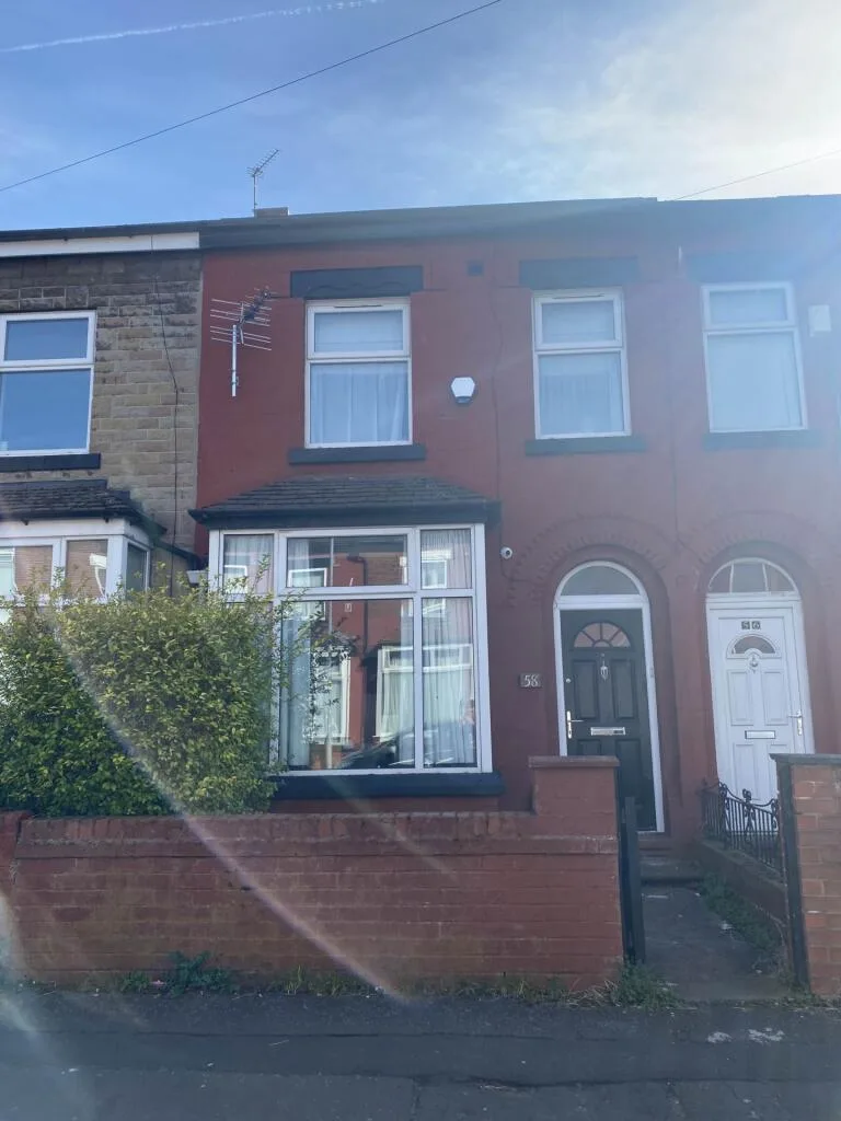 6 bedroom terraced house for rent