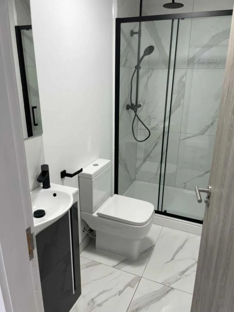 6 bedroom terraced house for rent