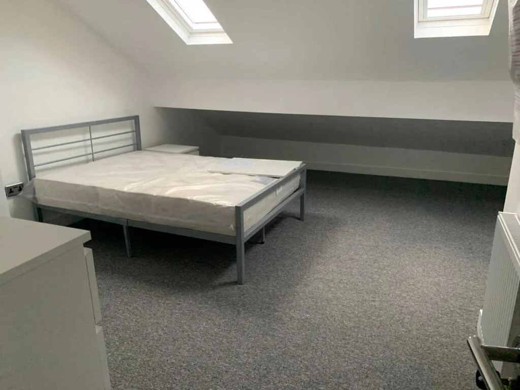 6 bedroom terraced house for rent