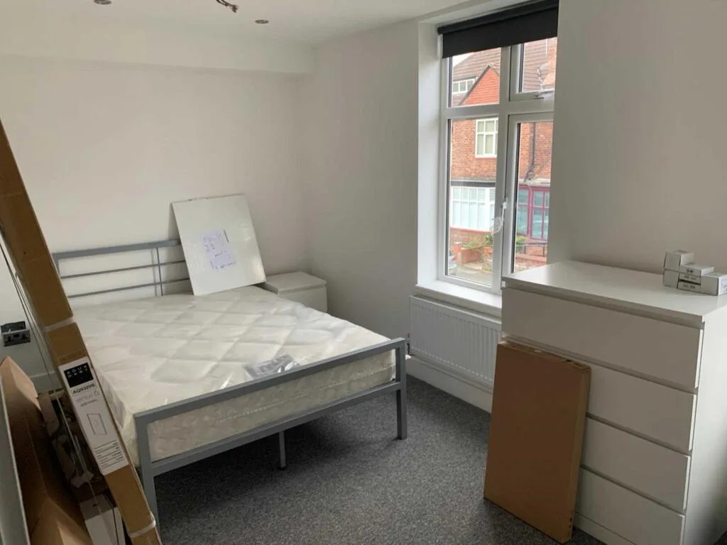 6 bedroom terraced house for rent