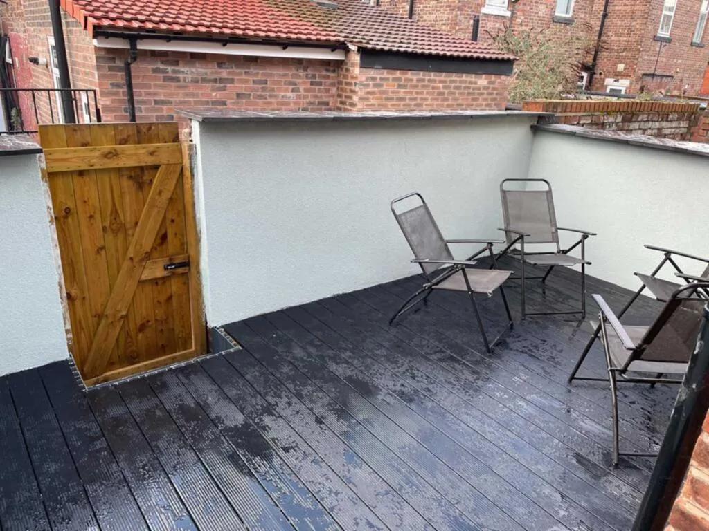 6 bedroom terraced house for rent