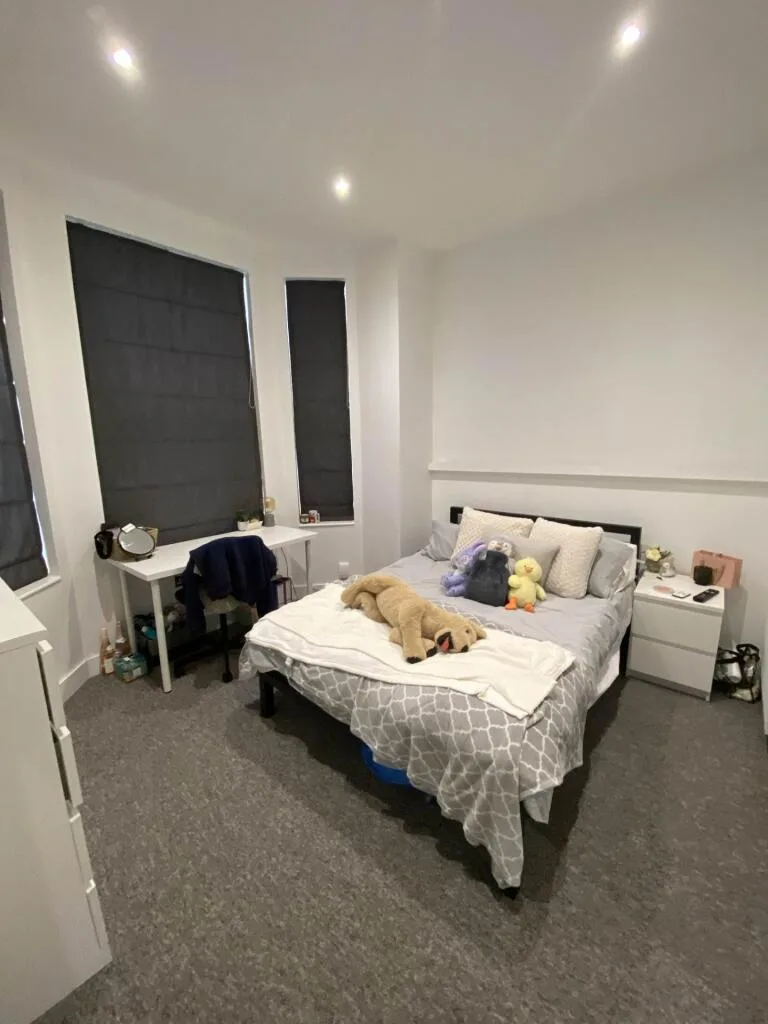 6 bedroom terraced house for rent