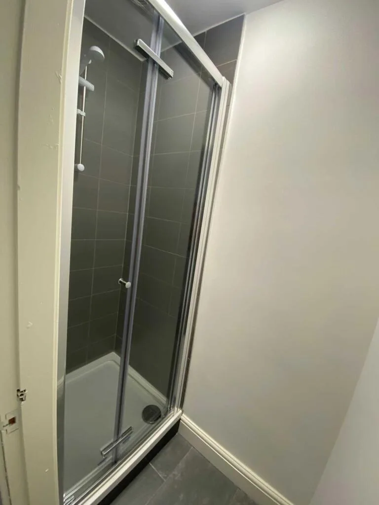6 bedroom terraced house for rent