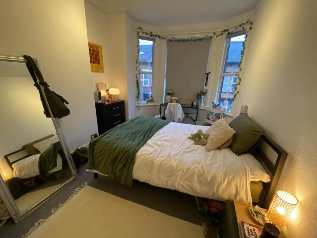 6 bedroom terraced house for rent