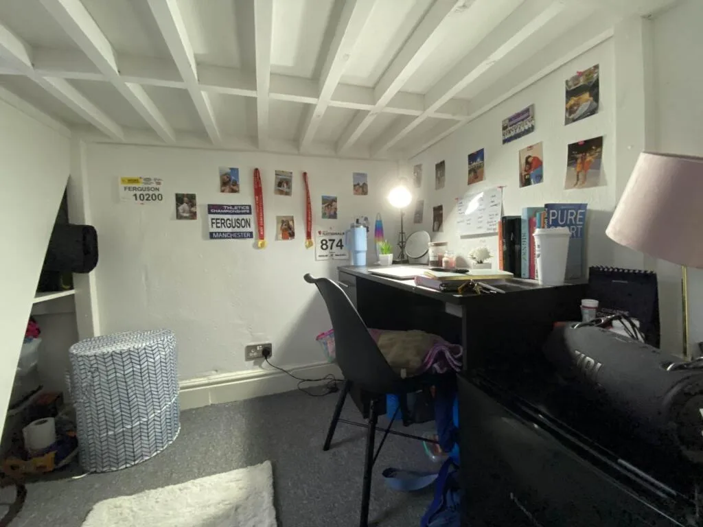 6 bedroom terraced house for rent