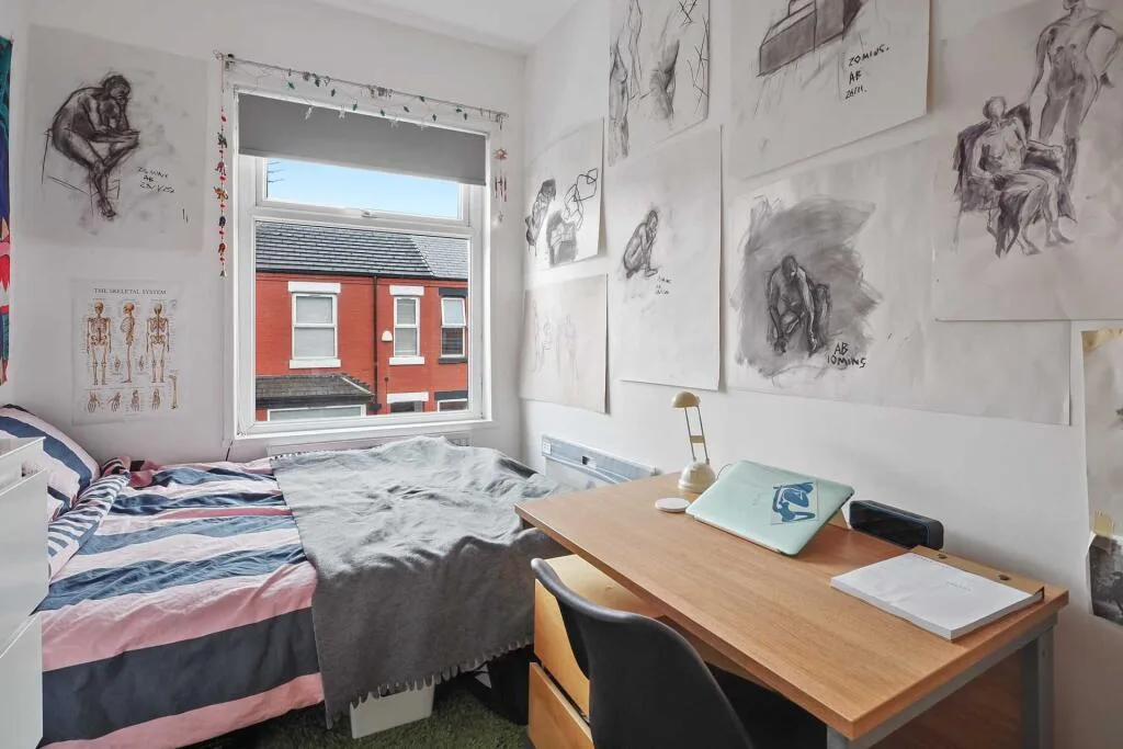 5 bedroom terraced house for rent