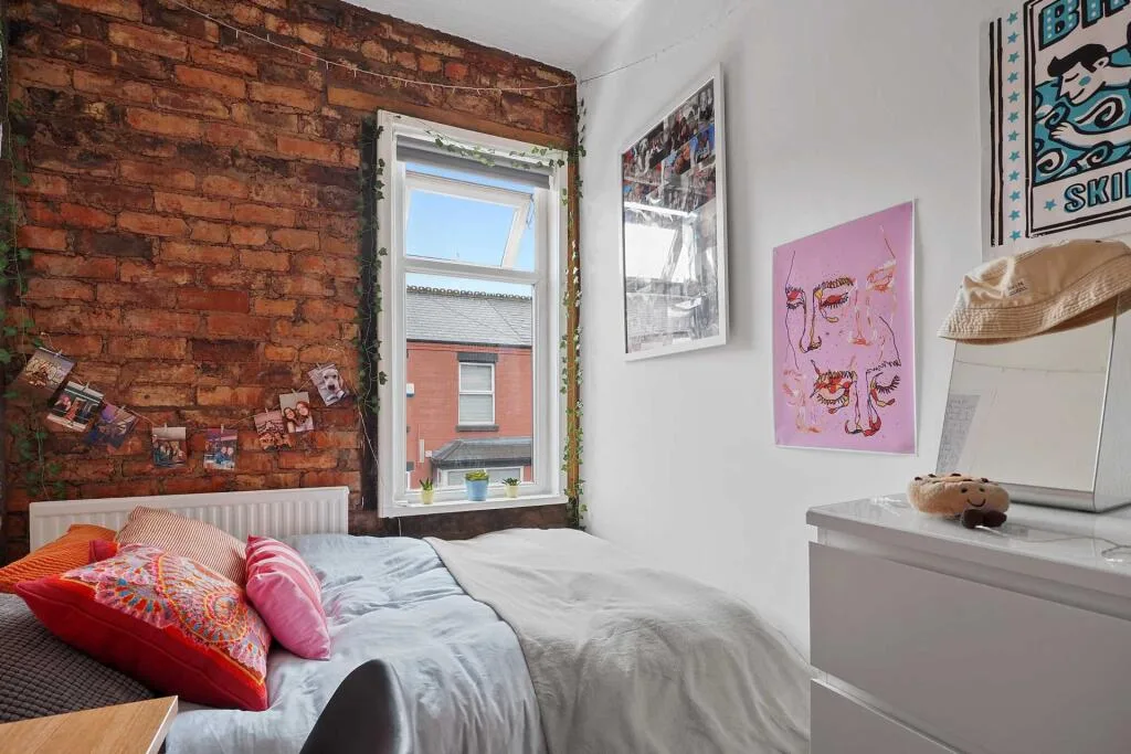 5 bedroom terraced house for rent